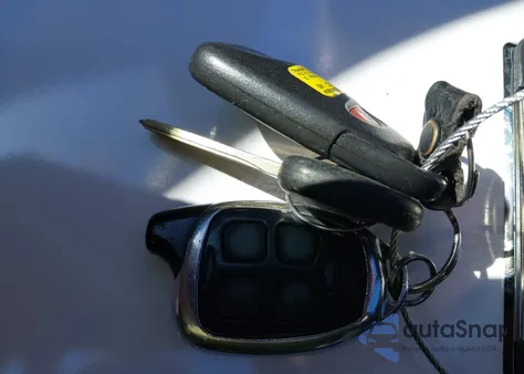 2011 Kia Sorento Lx z USA, uszkodzony, nr VIN 5XYKTCA10BG176701